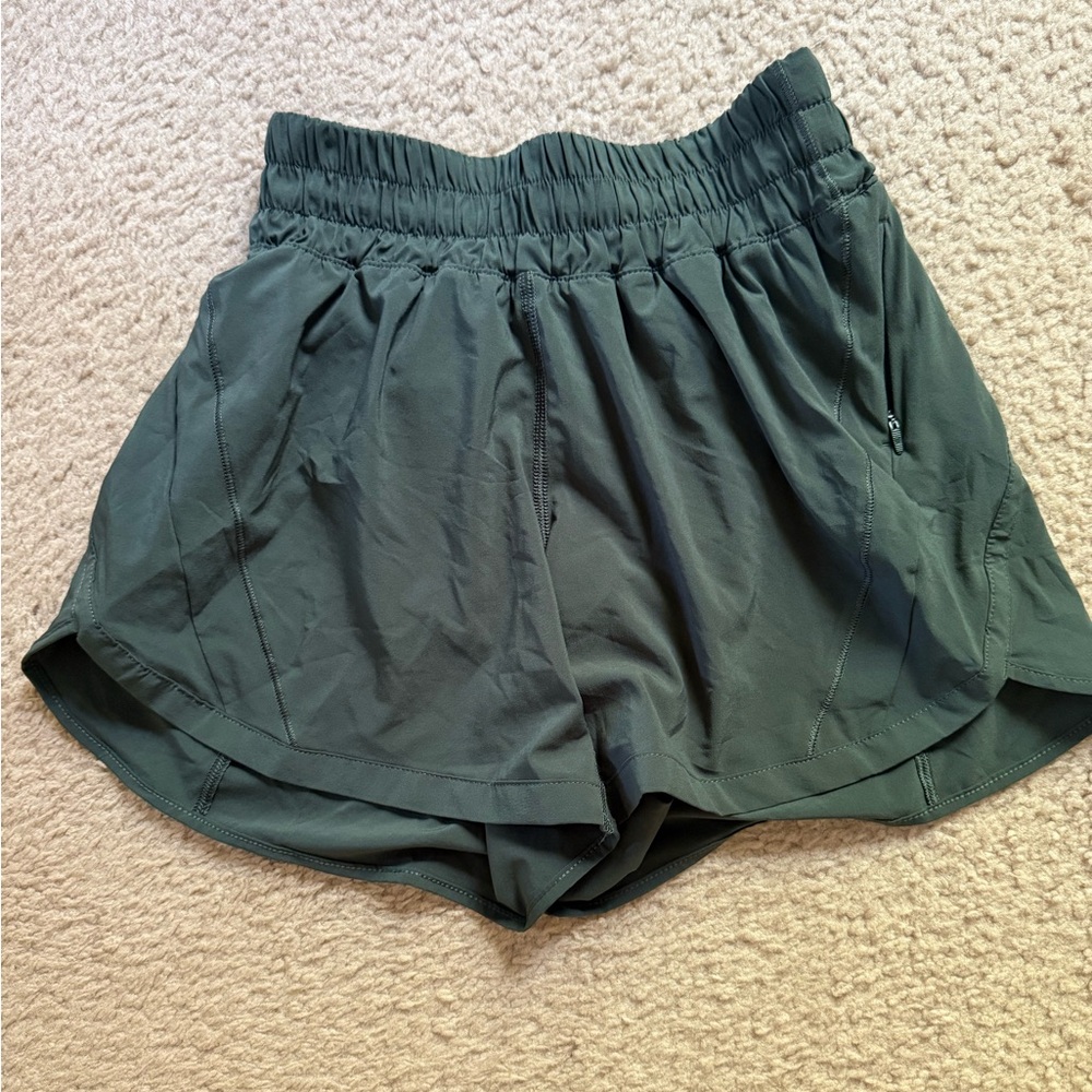 Lululemon track that mid rise short 5”